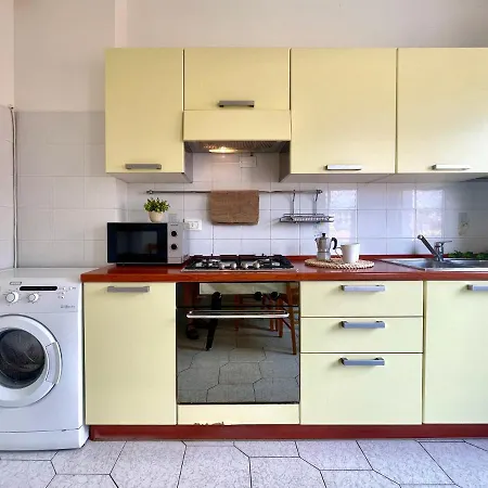 Fronte Il Trampolino Sul Mare Con A/c Apartment